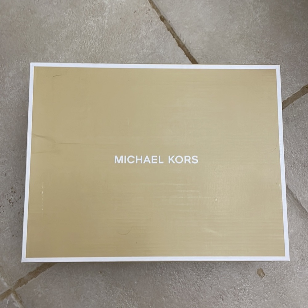 Michael Kors Platform Slides - Picture 4 of 9